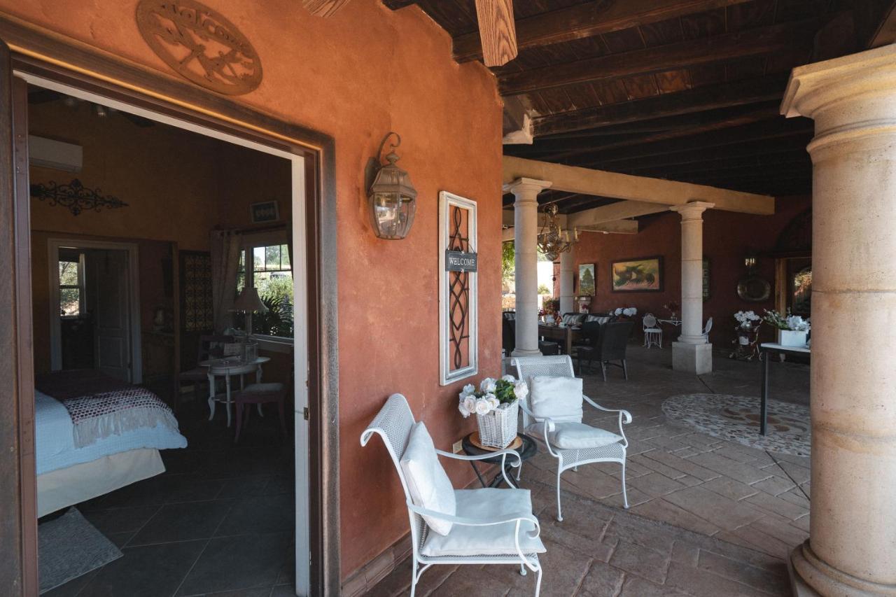 Vina Calabria Bed & Breakfast Valle de Guadalupe Bagian luar foto