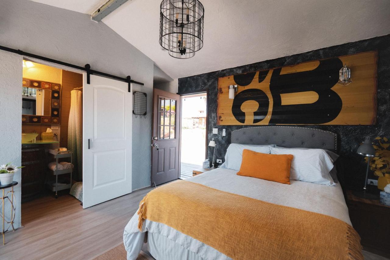 Vina Calabria Bed & Breakfast Valle de Guadalupe Bagian luar foto