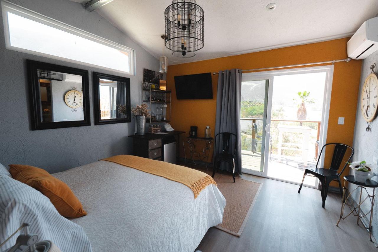 Vina Calabria Bed & Breakfast Valle de Guadalupe Bagian luar foto