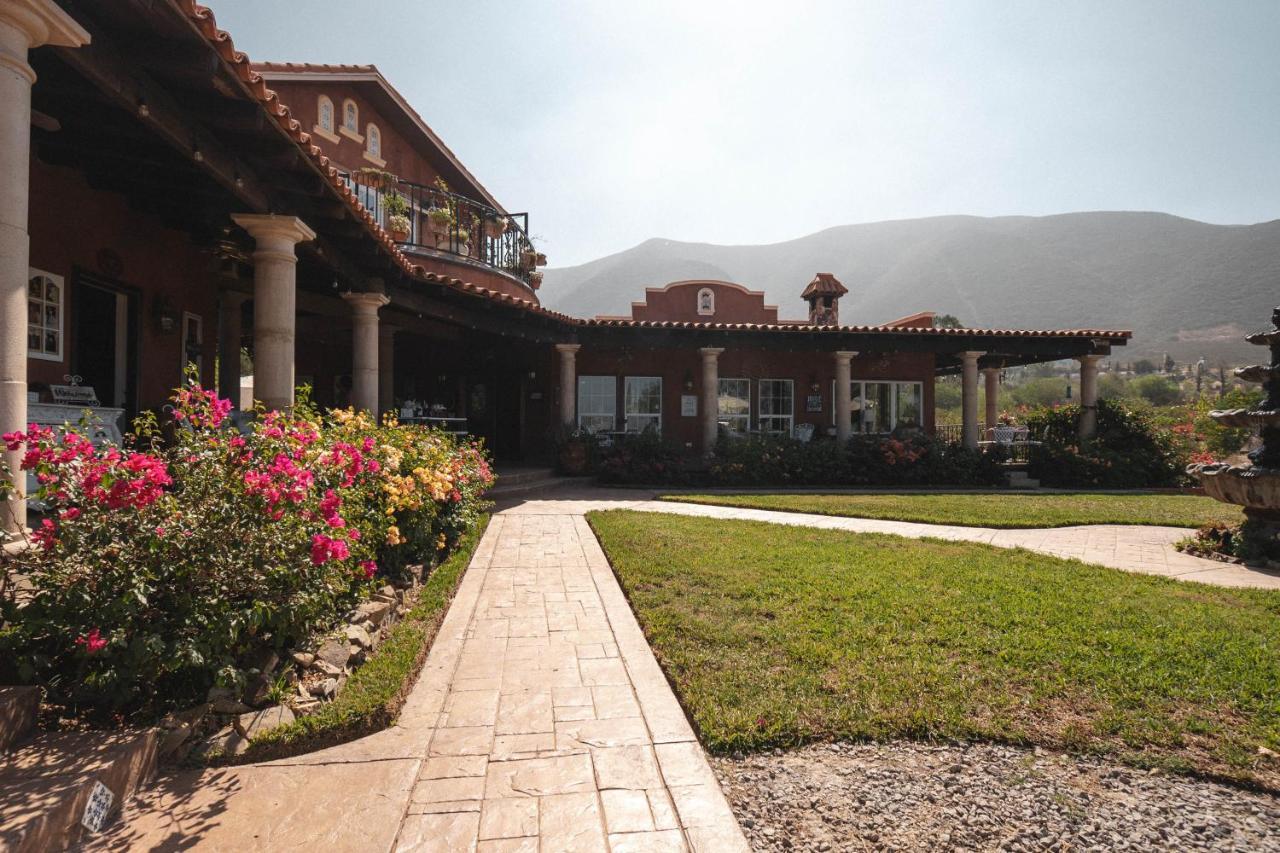 Vina Calabria Bed & Breakfast Valle de Guadalupe Bagian luar foto