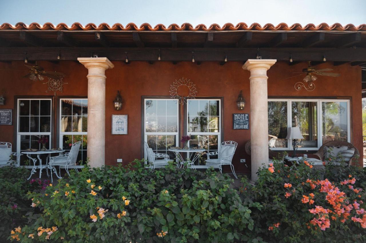 Vina Calabria Bed & Breakfast Valle de Guadalupe Bagian luar foto